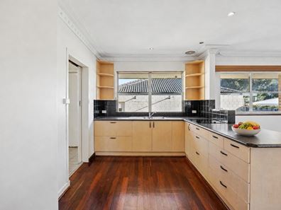 3 Hadley Place, Karrinyup WA 6018