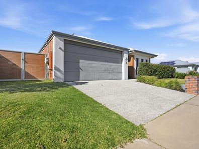 61 Kokoda Boulevard, Byford WA 6122
