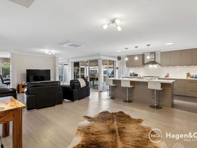 7 Arbroath Circle, Kinross WA 6028
