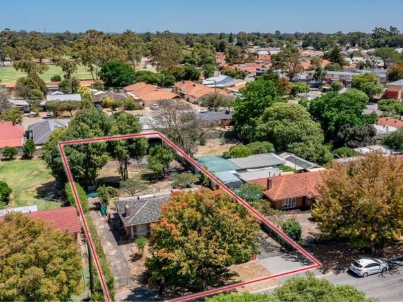 9 Avonlee Road, Armadale WA 6112