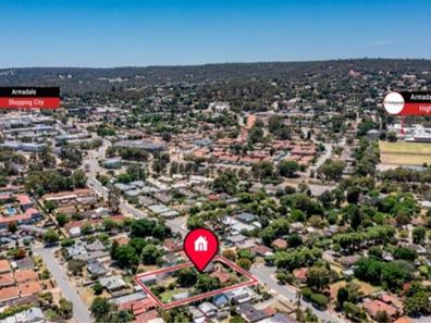 9 Avonlee Road, Armadale WA 6112