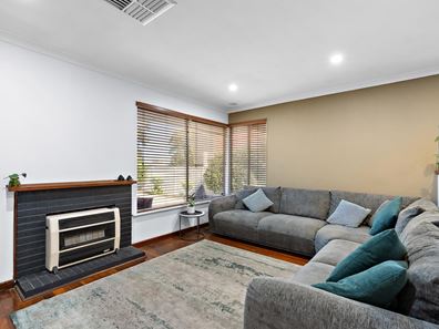 24 Hermione Way, Coolbellup WA 6163