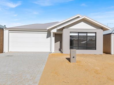 11 Woomera Grange, Byford WA 6122