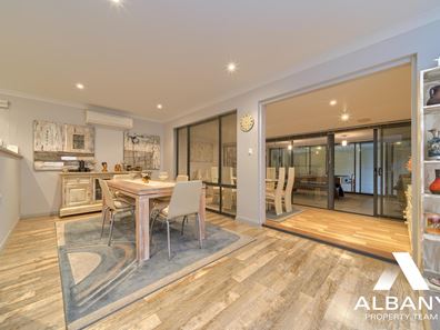 20 Cleave Close, Mckail WA 6330