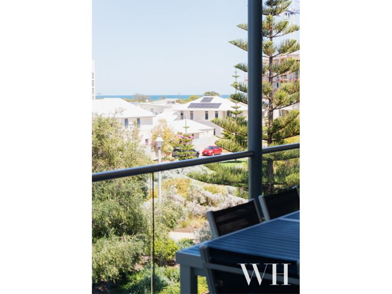7/2 South Beach Promenade, North Coogee WA 6163