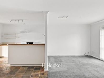 4/8 Orchid Court, Geographe WA 6280