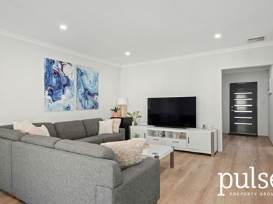 25 Monota Avenue, Shelley WA 6148