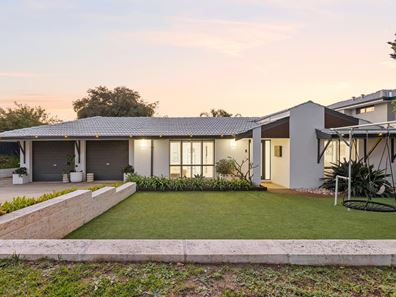 3 LUNAR COURT, Mullaloo WA 6027