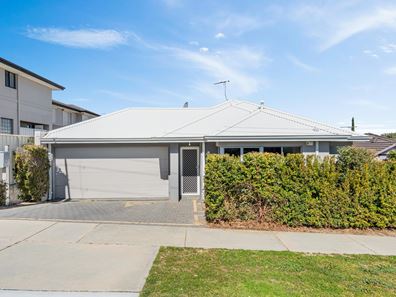 14A Ravenswood Drive, Nollamara WA 6061