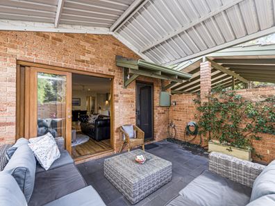 1/63 Preston Street, Como WA 6152