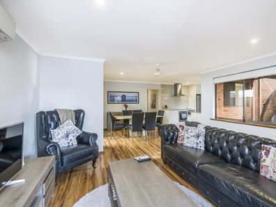 1/63 Preston Street, Como WA 6152