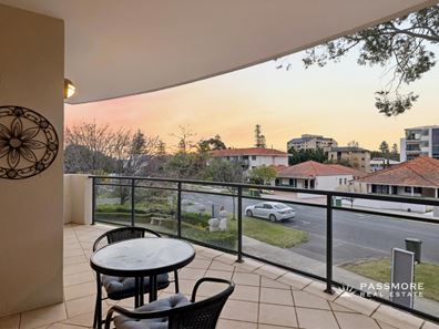 2/24 Charles Street, South Perth WA 6151