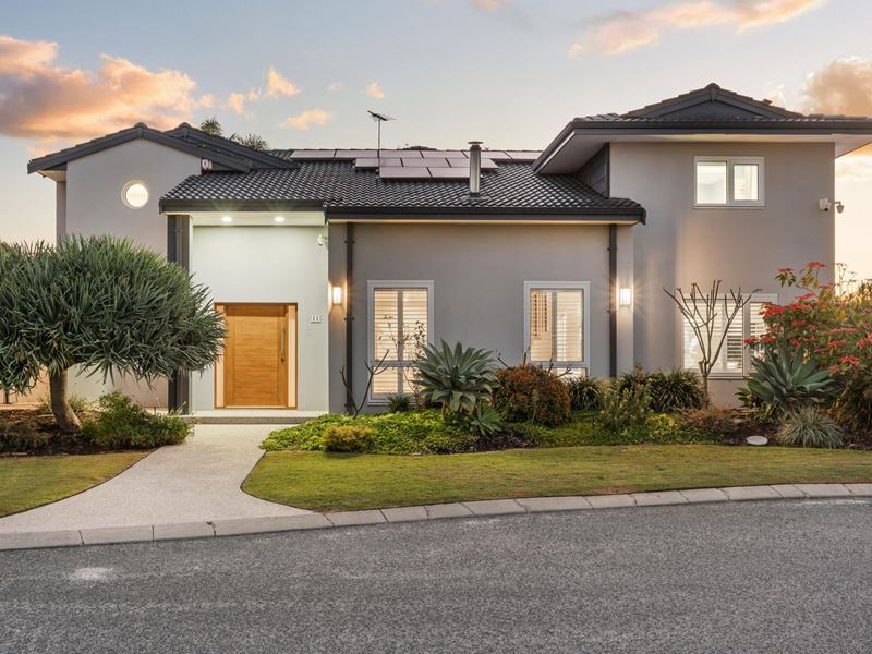 11 Lindfield Retreat, Kallaroo WA 6025