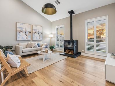 11 Lindfield Retreat, Kallaroo WA 6025