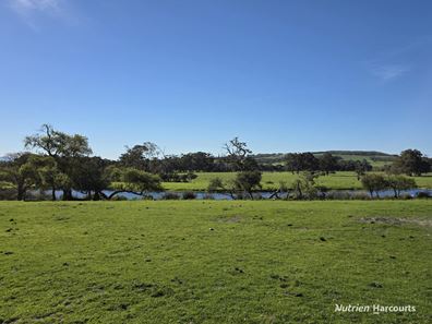 2569 Porongurup Road, Porongurup WA 6324