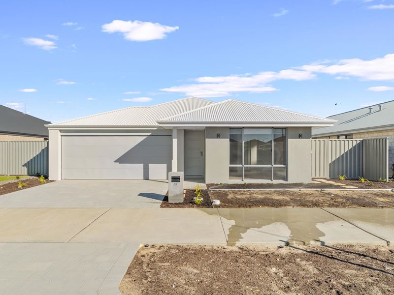 37 Feldspar Road, South Yunderup WA 6208