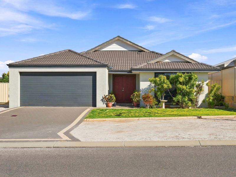 14 Wildwave Bend, Wandina WA 6530