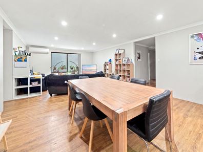 14 Wildwave Bend, Wandina WA 6530