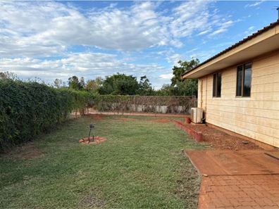 18 Fisher Street, Point Samson WA 6720