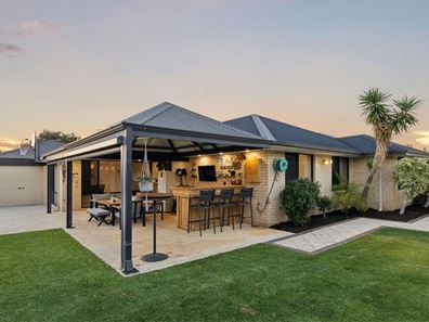 8 Heirisson Turn, Ellenbrook WA 6069