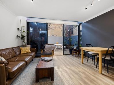 156A Peninsula Road, Maylands WA 6051