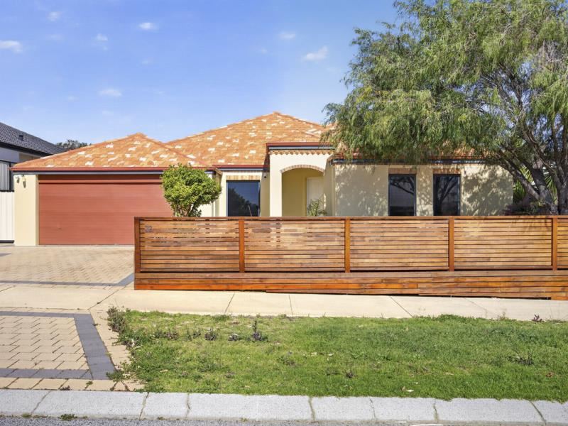 32 Lantern Way, Clarkson