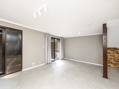 2/50 Mcdonald Street, Como WA 6152