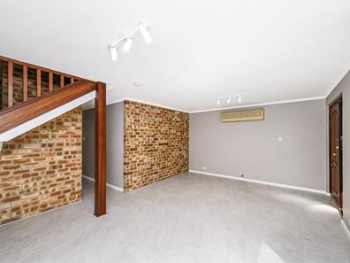 2/50 Mcdonald Street, Como WA 6152
