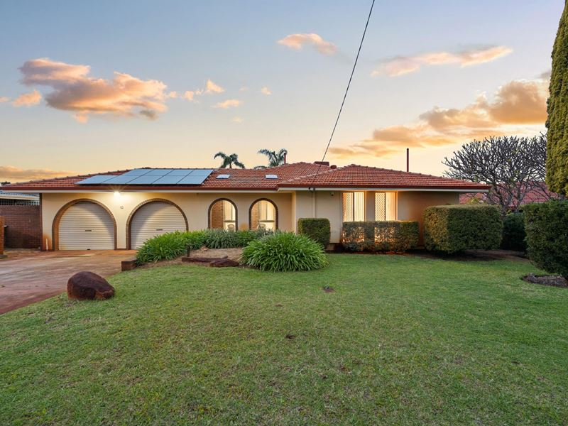 10 Crowea Street, Greenwood WA 6024