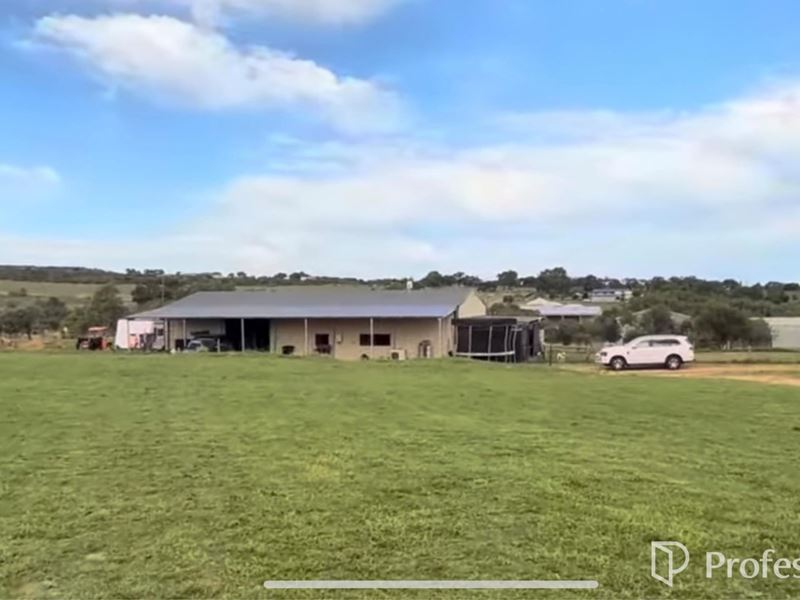 342 Eliza Shaw Drive, White Peak WA 6532