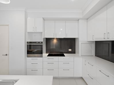 2/97 Gabriel Street, Cloverdale WA 6105