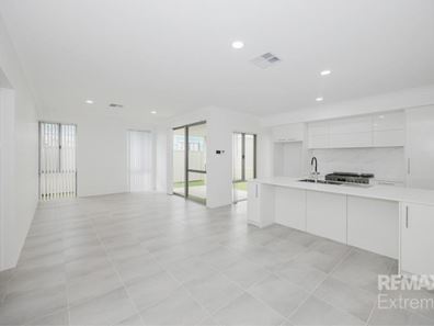 60 Cashmere Chase, Alkimos WA 6038