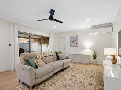 2 Wolfson Way, Piara Waters WA 6112