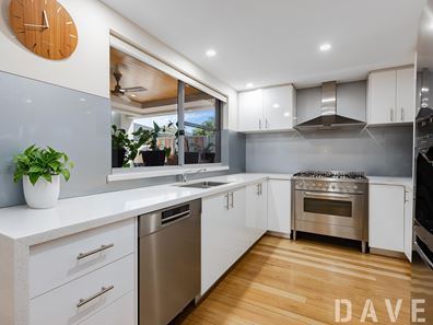 8C Geneff Street, Innaloo WA 6018