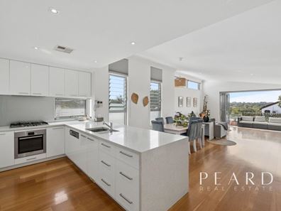 15 Haysom Street, Trigg WA 6029