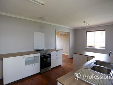 60 Pink Lake Road, Sinclair WA 6450