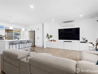 48 Mcbeth Way, Kardinya WA 6163