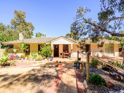 63 Goomalling Road, Northam WA 6401