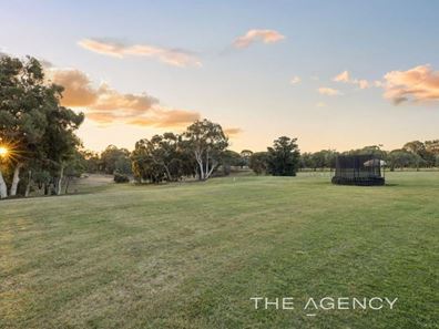 39 Hyem Road, Herne Hill WA 6056