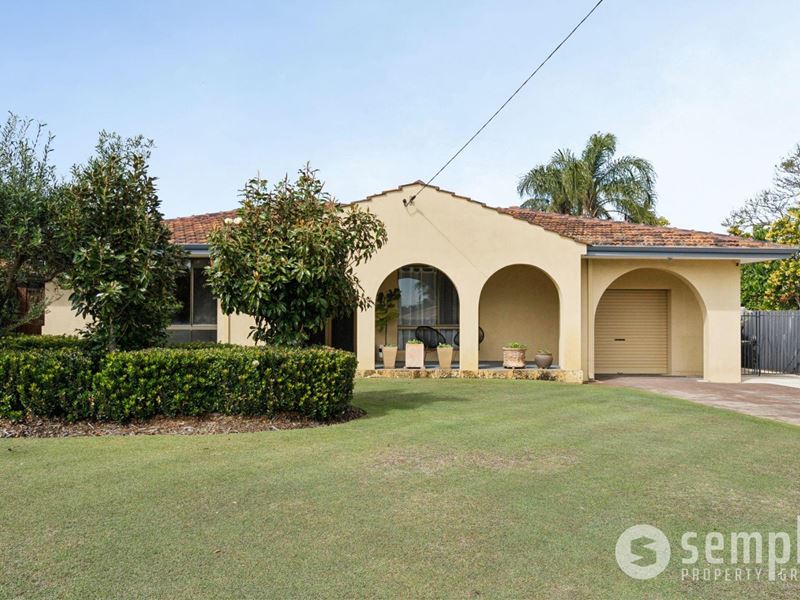 11 Ebro Way, Willetton