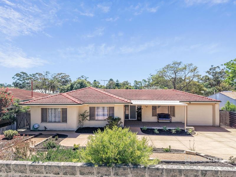 5 Manxton Way, Lynwood WA 6147