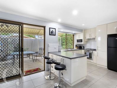 10B Camp Court, Leeming WA 6149