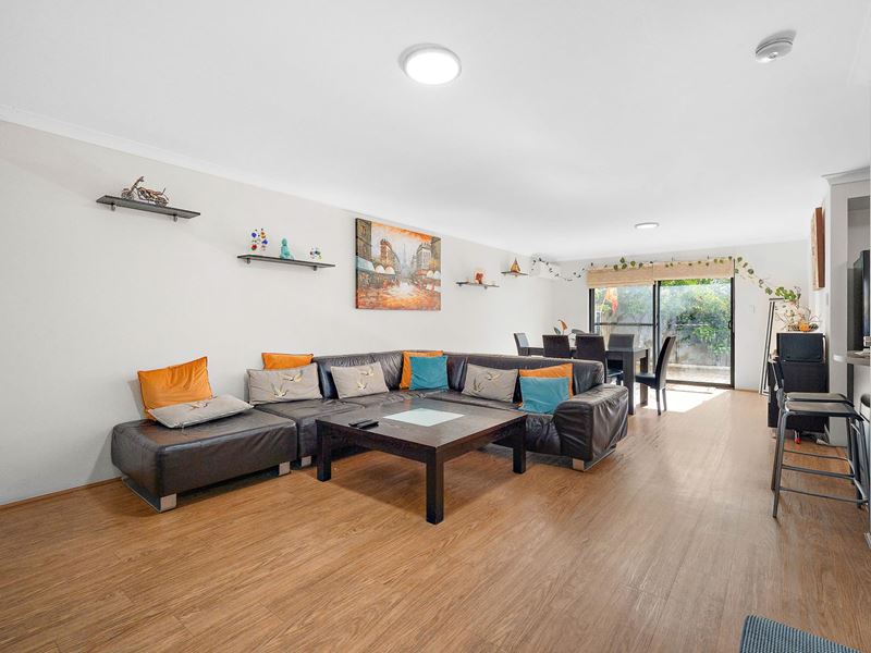 15/11 Choseley Place, Langford WA 6147