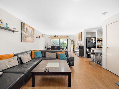 15/11 Choseley Place, Langford WA 6147