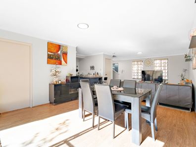 15/11 Choseley Place, Langford WA 6147