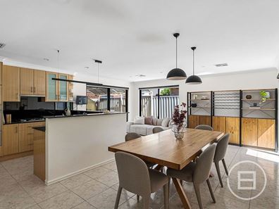 28B Rome Road, Alfred Cove WA 6154