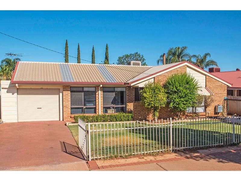 11 Meldrum Avenue, Kalgoorlie WA 6430