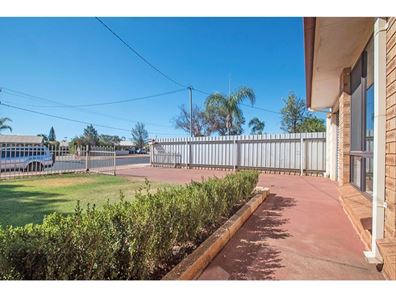 11 Meldrum Avenue, Kalgoorlie WA 6430