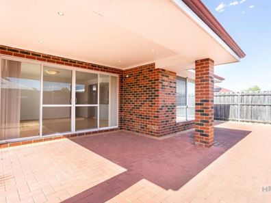 5 Oakhill Height, Ellenbrook WA 6069