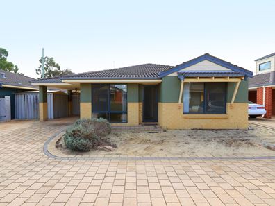 2/9 Bickley Rd, Cannington WA 6107